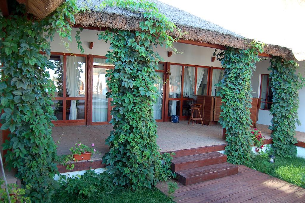 Doi Capitani Hotel Crisan  Exterior photo