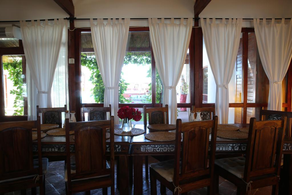 Doi Capitani Hotel Crisan  Exterior photo
